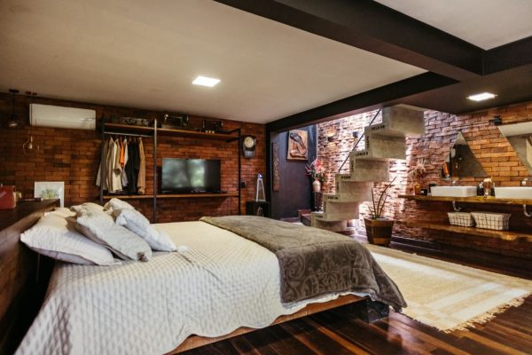 Airbnb Vs Boutique Hotels Italy Family: Airbnb vs Boutique Hotels in Italy: The Family Stay Math Nobody Does