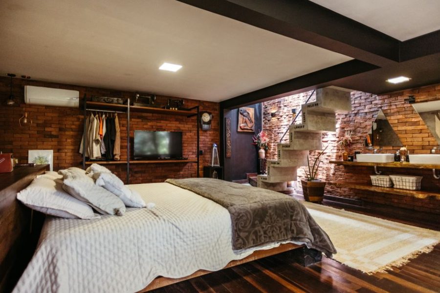 Airbnb Vs Boutique Hotels Italy Family: Airbnb vs Boutique Hotels in Italy: The Family Stay Math Nobody Does