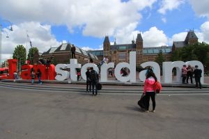 5 touristy things you should probably do in Amsterdam