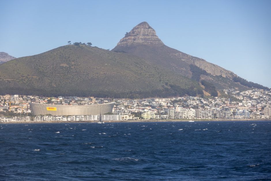 South Africa E-Visa Vs Traditional Visa: South Africa E-Visa vs Paper Visa: The 2026 Speed Test